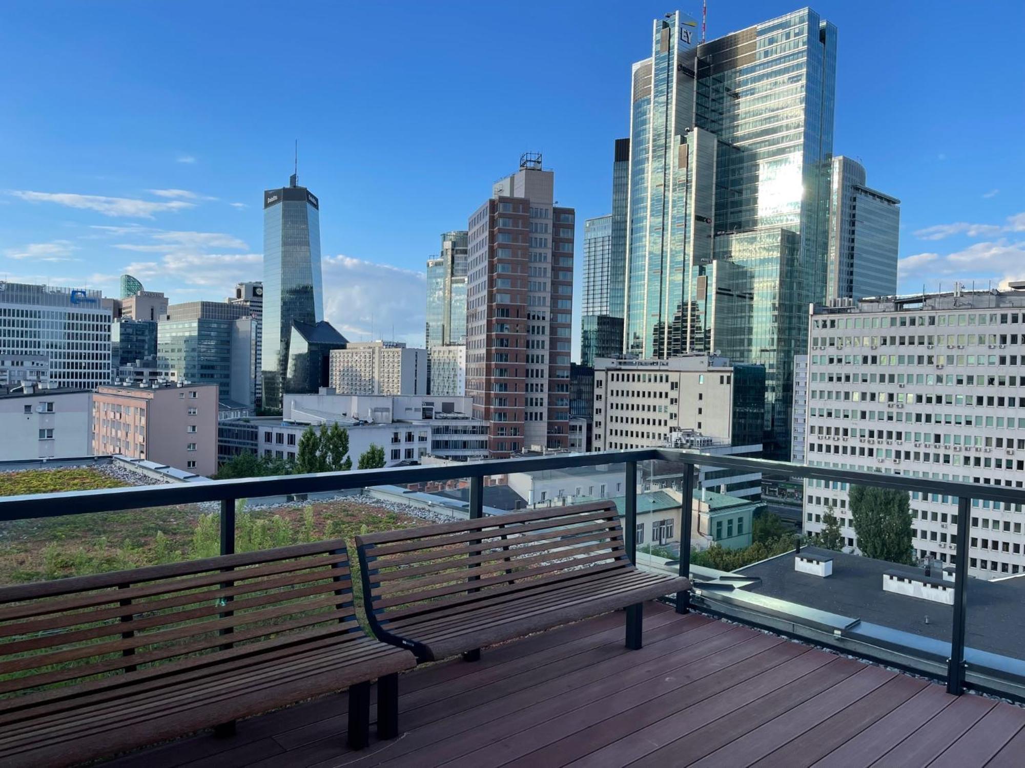Butas Sienna 65 - Taras Na Dachu Z Panorama 360 Na Warszawe -roof Terrace With A Beautiful View - Prywatny Balkon - Private Balcony - Better