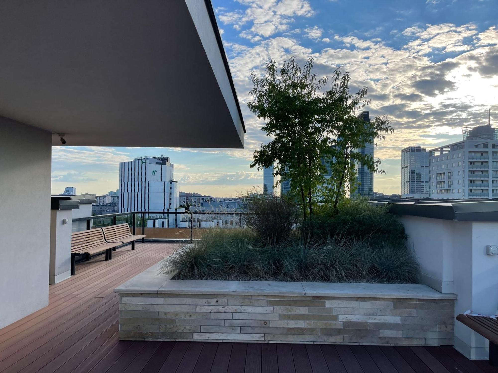 Butas Sienna 65 - Taras Na Dachu Z Panorama 360 Na Warszawe -roof Terrace With A Beautiful View - Prywatny Balkon - Private Balcony - Better *